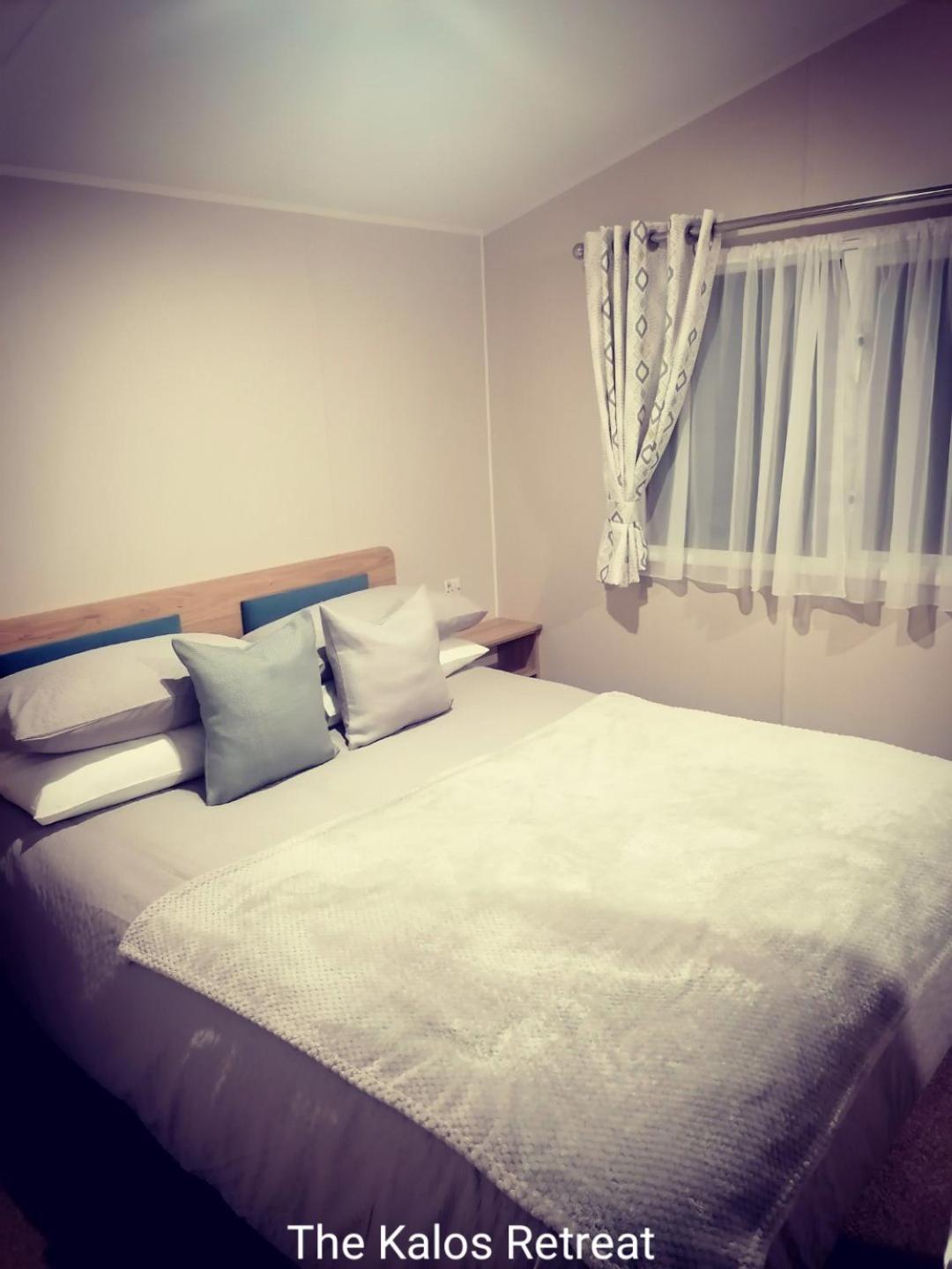 The Kalos Retreat - Hot Tub Lodge With Free 18 Hole Golf Course Swarland Luaran gambar