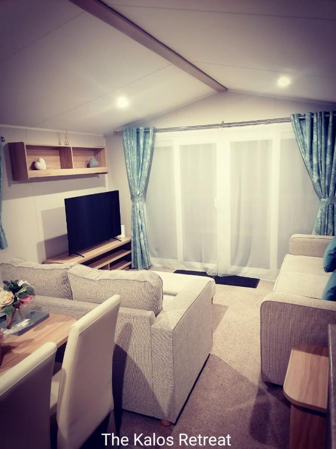 The Kalos Retreat - Hot Tub Lodge With Free 18 Hole Golf Course Swarland Luaran gambar